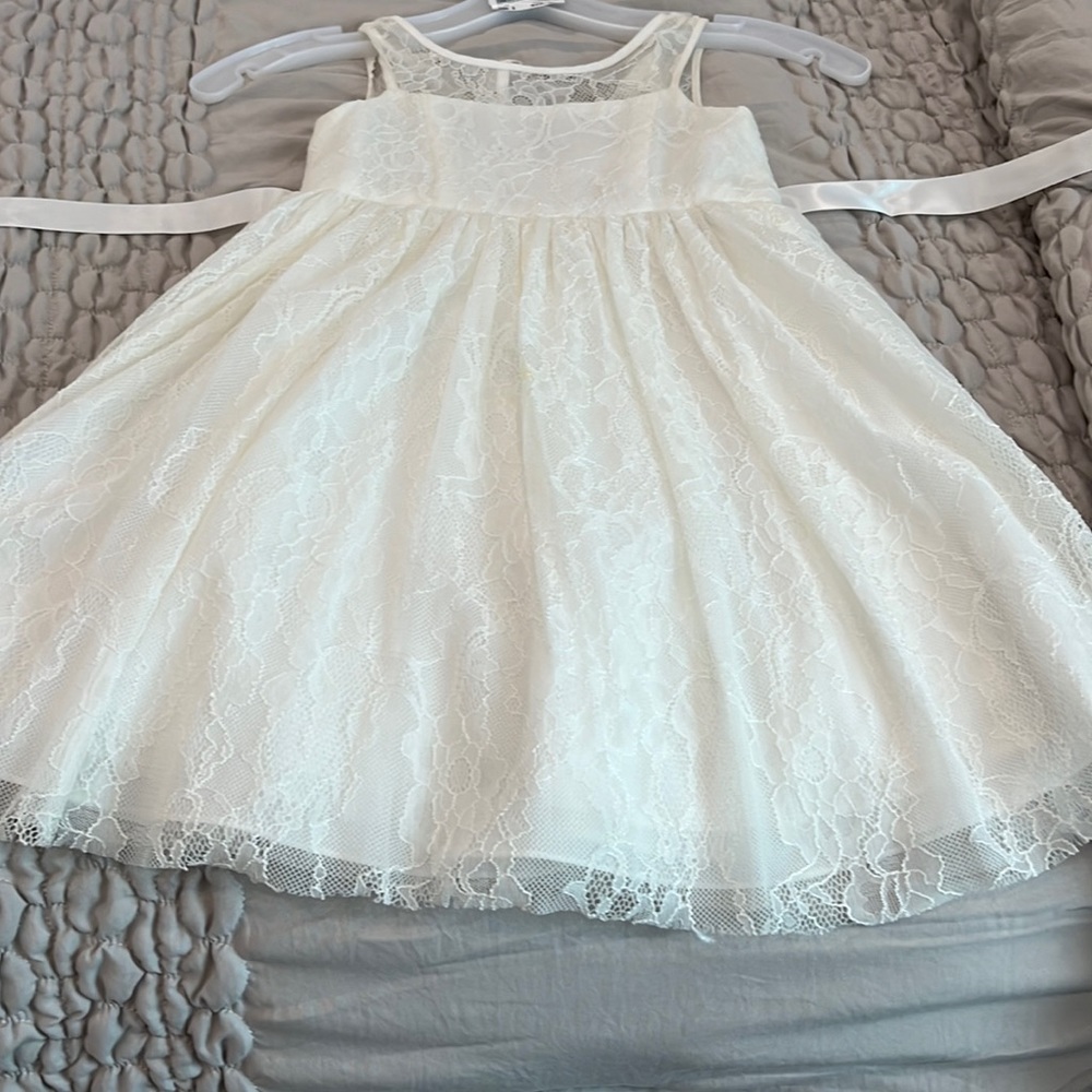 Flower girl dress Size 4